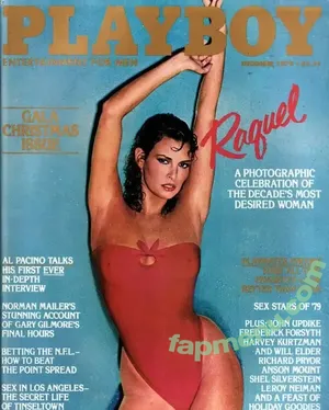 Raquel Welch / therealraquelwelch nude photo #0146