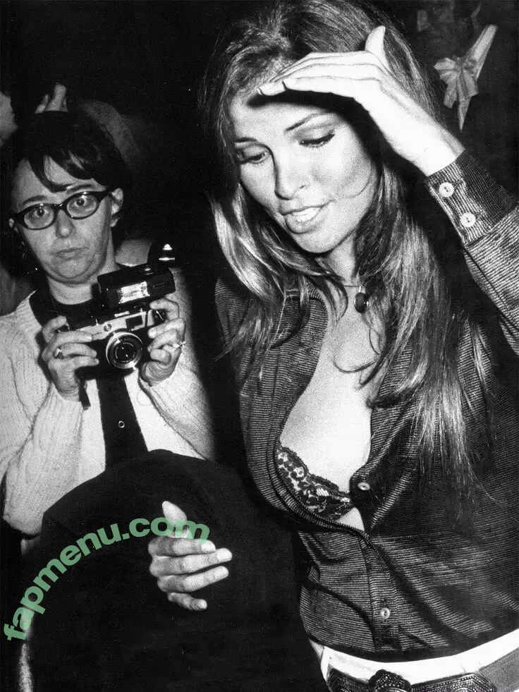 Raquel Welch nude photo #0149 (therealraquelwelch)