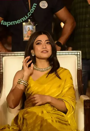 Rashmika Mandanna / rashmika_mandanna nude photo #0068