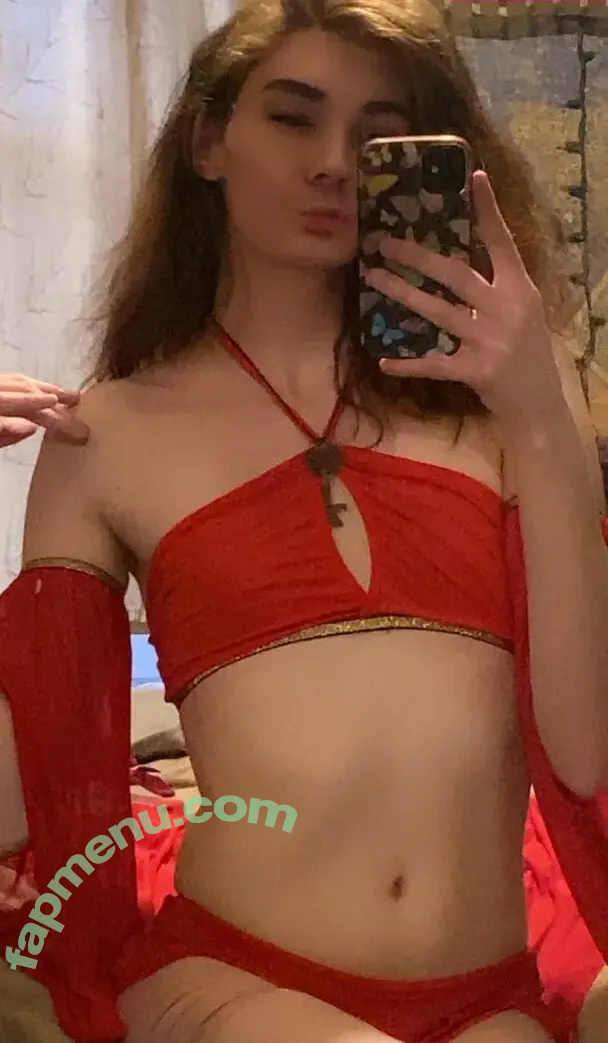 Raven Hite nude photo #0021 (noxchyc / sweetbabyrae2319)