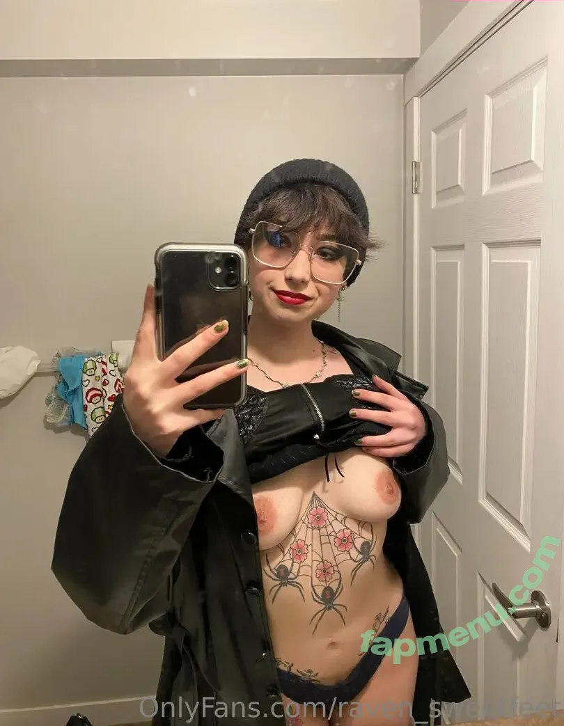 raven_sweetfeet nude photo #0041 (rxvenrie)