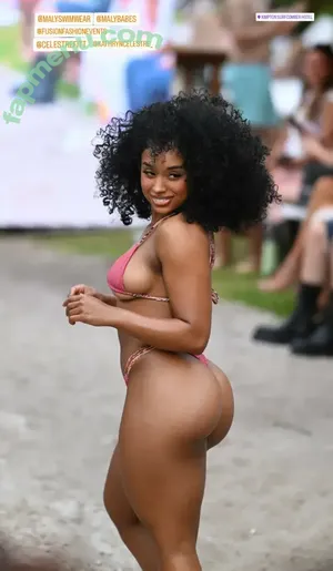  nude photo #0001