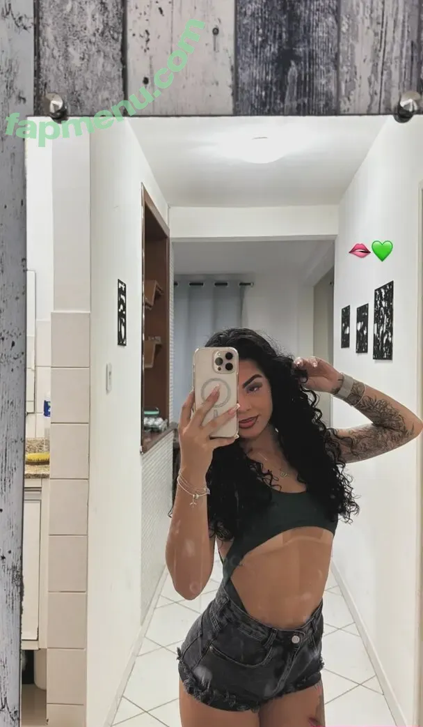 Rayssa Oliveira nude photo #0032 (Bailarina / raayoliver / raissaoliveiraof)