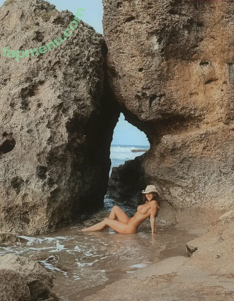 Rchel C00k nude photo #0004 (rachelc00k / rachelcook)