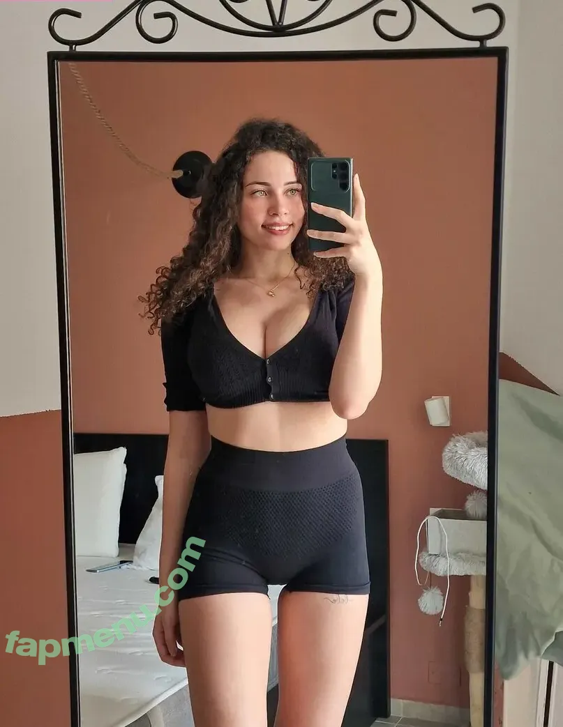realbambitwo nude photo #0007 (therealbambitwo)