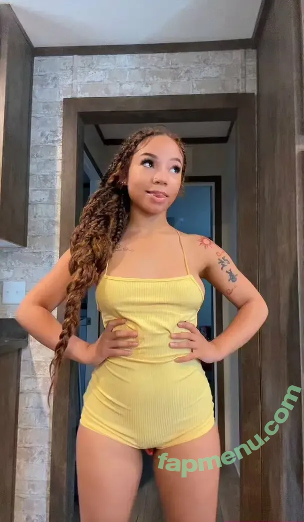 realhunnyj nude photo #0011 (realhunnyj)
