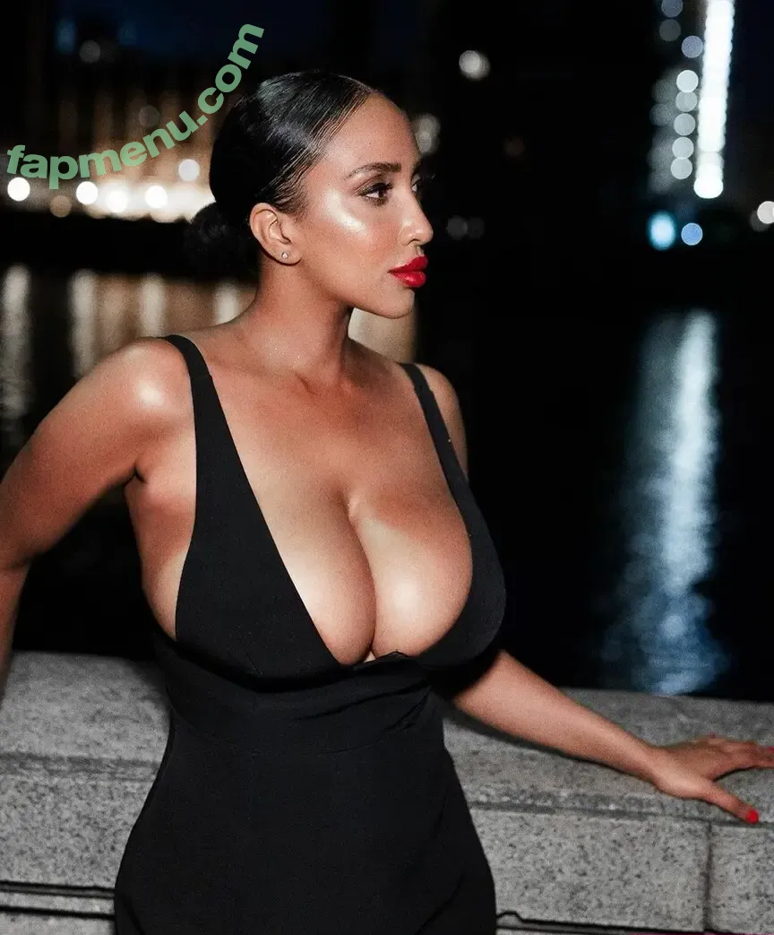 Realnims nude photo #0002 (Shayliving)