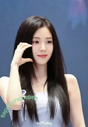 Red Velvet / Irene / renebaebae / thee_red_velvet nude photo #0260