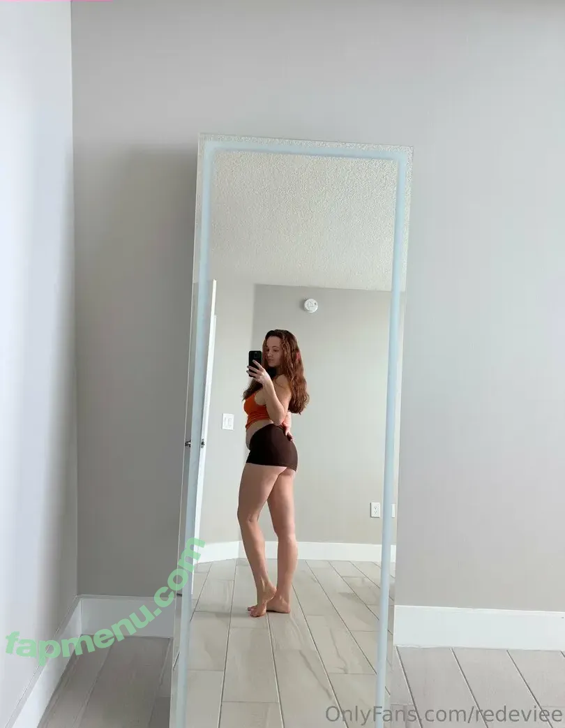 redeviee nude photo #0058 (red.eviee)