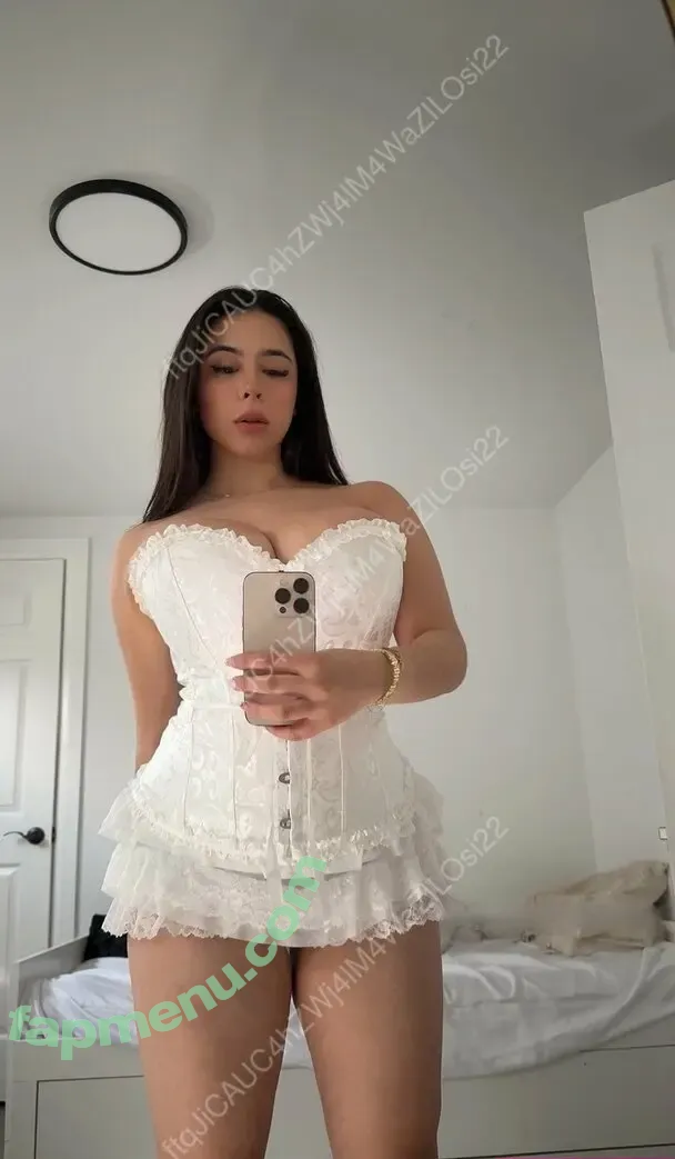 Reema Balouch nude photo #0032 (Clover Girl / Reema Rochelle / reemarochelle)