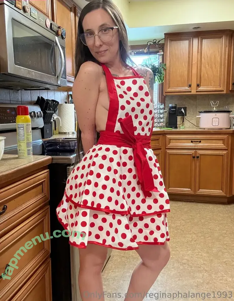 reginaphalange1993 nude photo #0032 (theonewiththemagnadoodle)