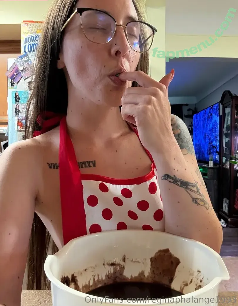 reginaphalange1993 nude photo #0036 (theonewiththemagnadoodle)