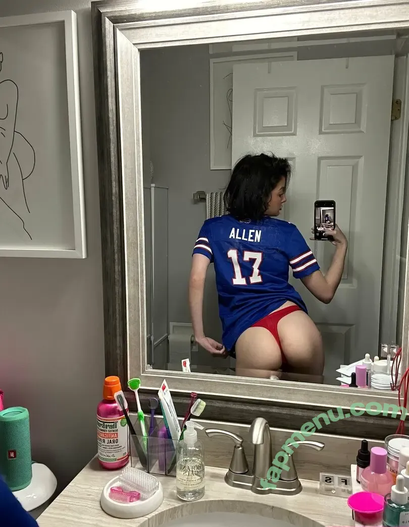 reillyburke nude photo #0014 (reillyburke)
