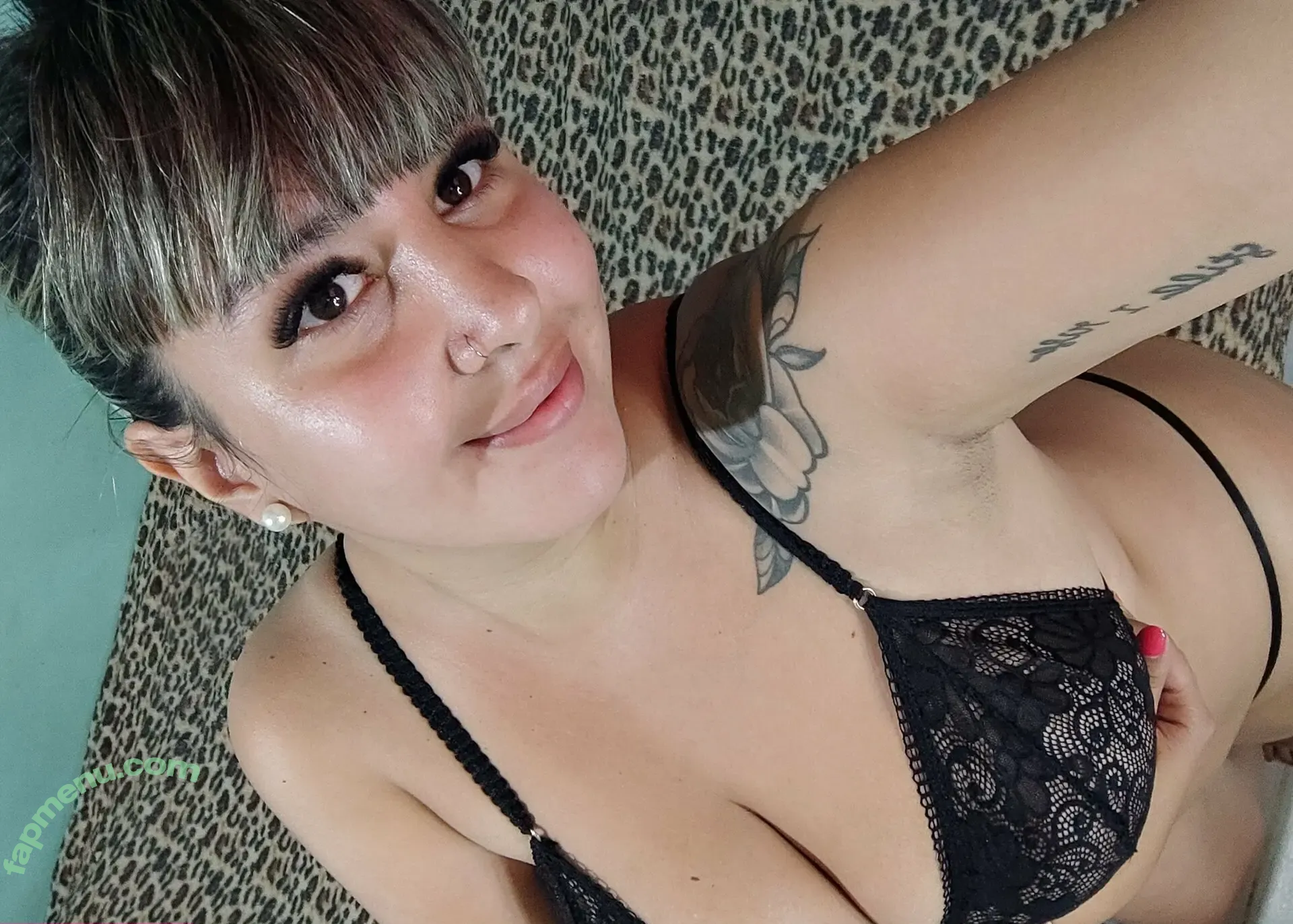 renataababy nude photo #0041 (renatarabuha)