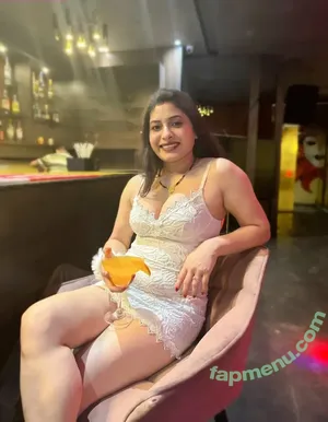 Renu Chandra / __renu__chandra nude photo #0035