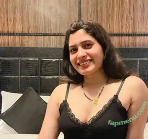 Renu Chandra / __renu__chandra nude photo #0037