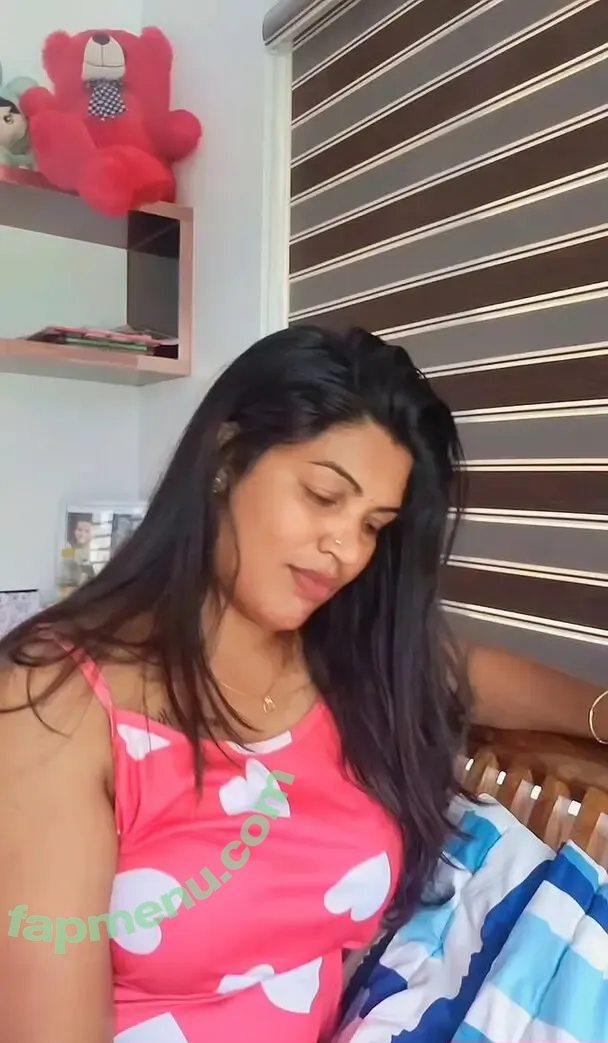 Reshma Cr nude photo #0004 (Reshma Cr)