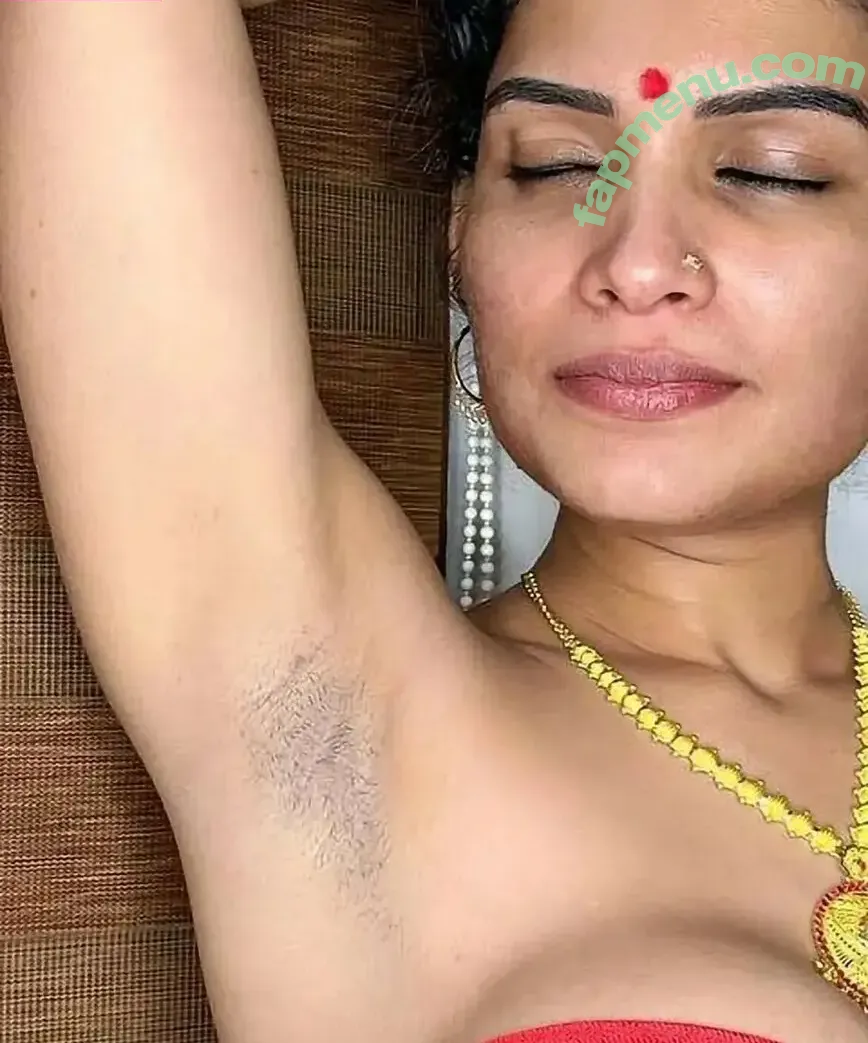 Reshmi R Nair nude photo #0034 (resmi_r_nair / resmi_r_nair._ / resminair / resmirnair)
