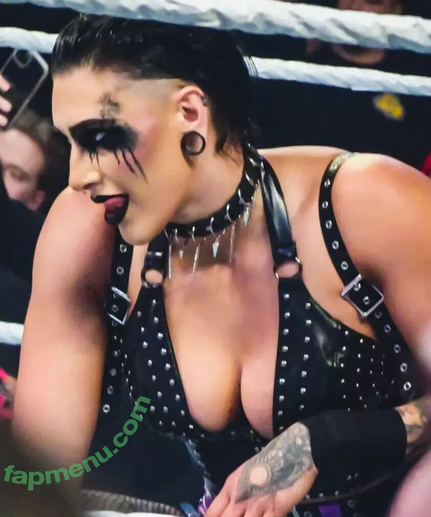 Rhea Ripley nude photo #0213 (RheaRipley_WWE / WWE / notrhearipley)
