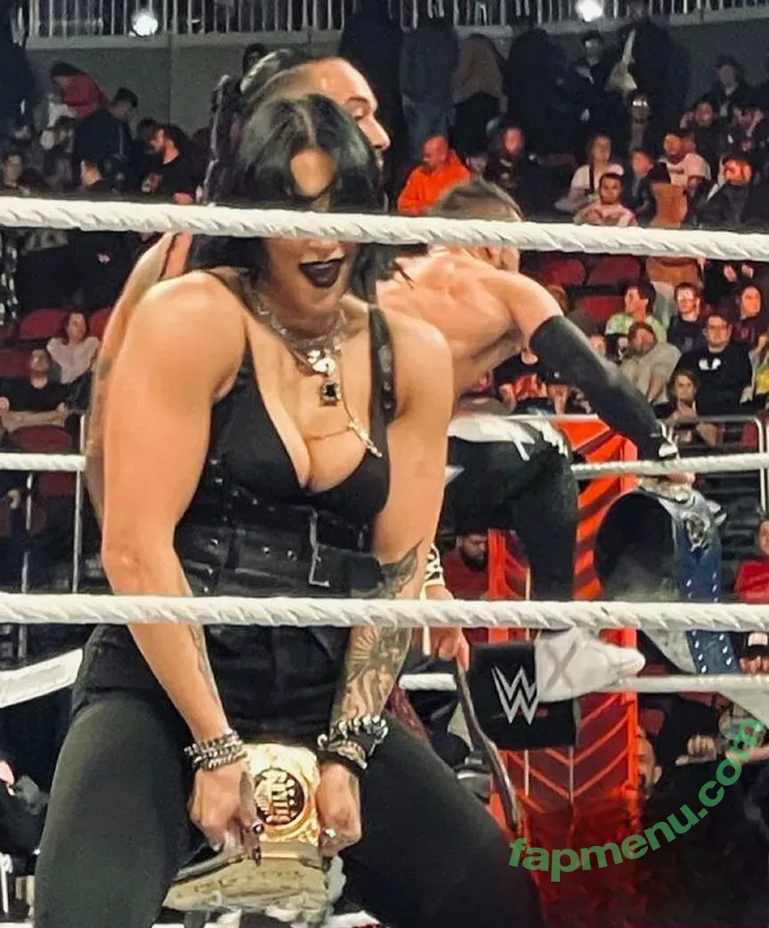 Rhea Ripley nude photo #0605 (RheaRipley_WWE / WWE / notrhearipley)