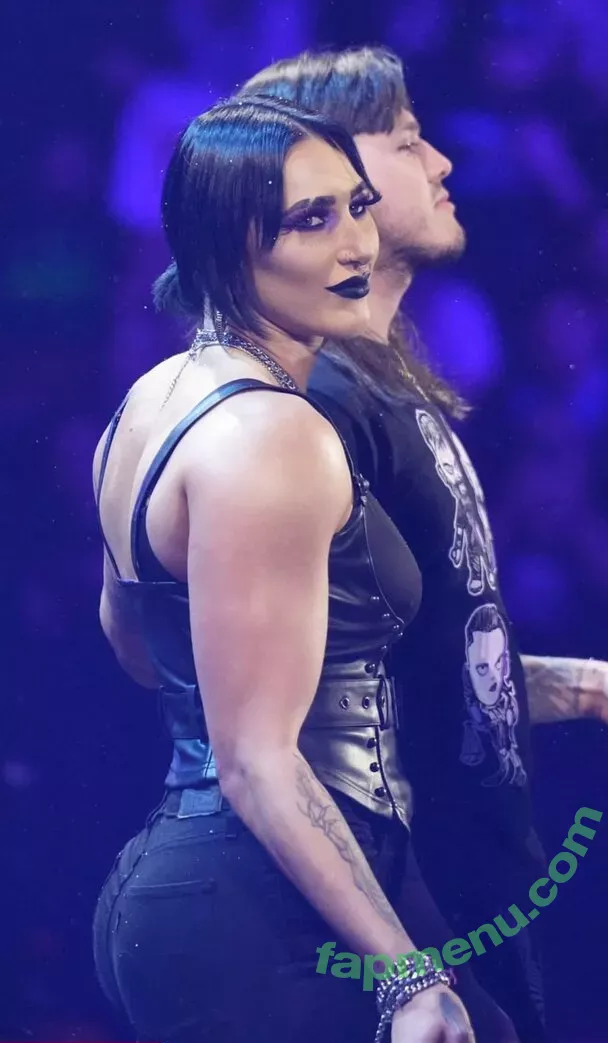 Rhea Ripley nude photo #0615 (RheaRipley_WWE / WWE / notrhearipley)