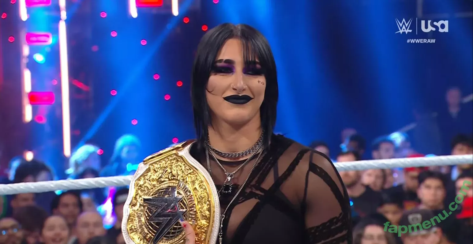 Rhea Ripley nude photo #0750 (RheaRipley_WWE / WWE / notrhearipley)