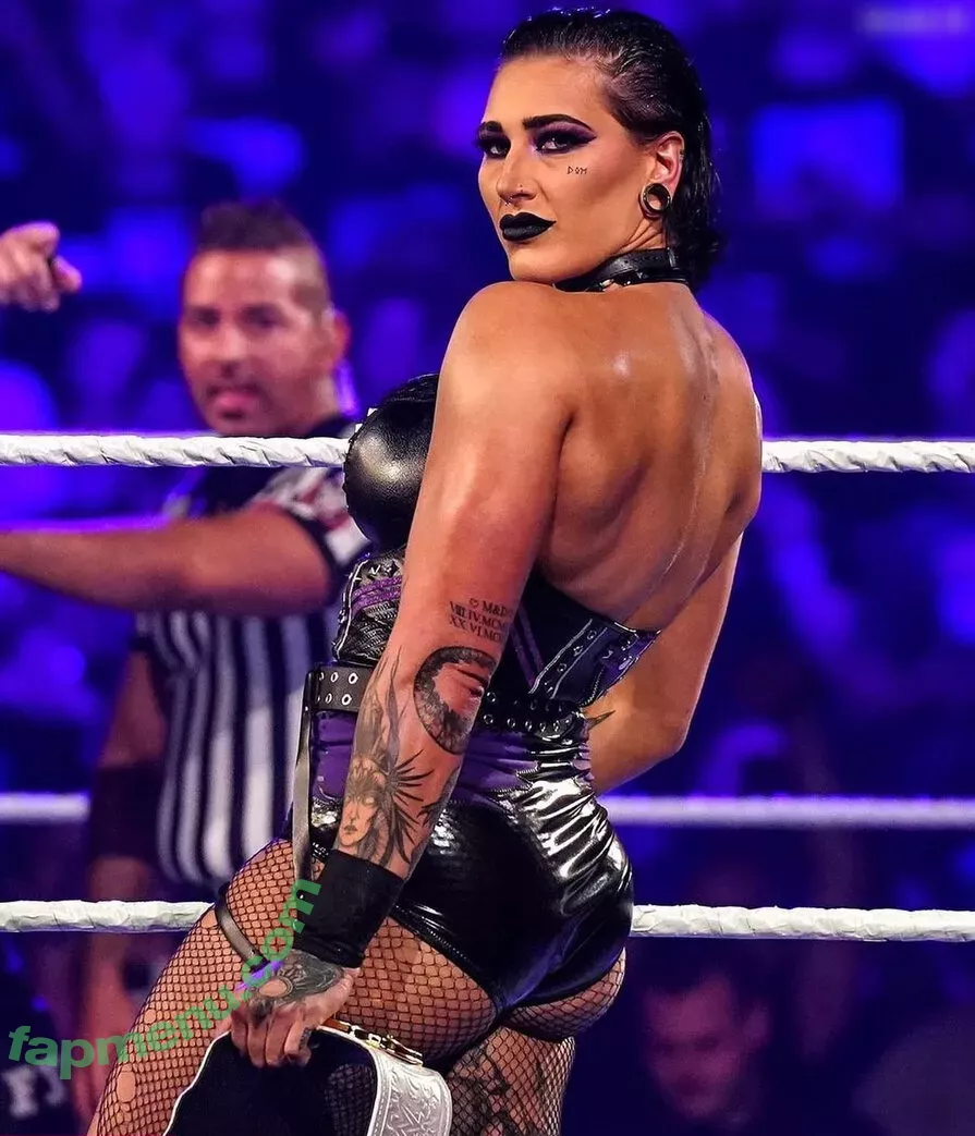 Rhea Ripley nude photo #1010 (RheaRipley_WWE / WWE / notrhearipley)