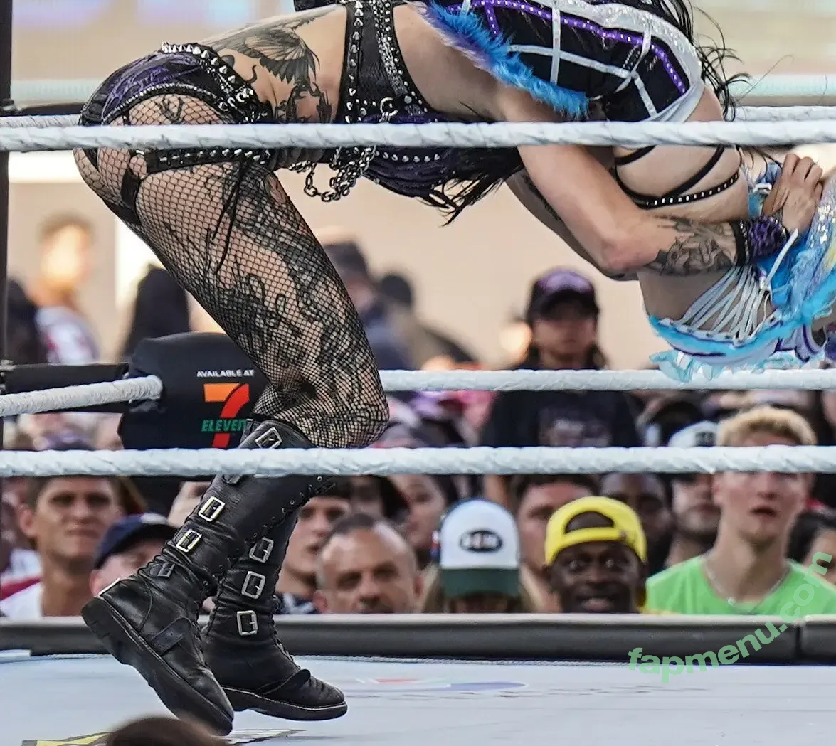 Rhea Ripley nude photo #1768 (RheaRipley_WWE / WWE / notrhearipley)