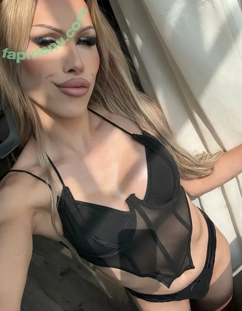 rheatsangel nude photo #0017 (rheangels)