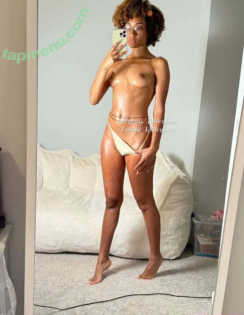 rhileylove nude photo #0031 (rhileylove)