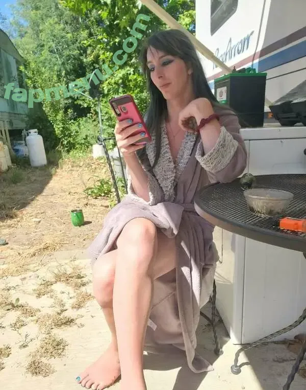 Rhynn Hellrig nude photo #0016 (Rhynnh / wiccanbetch37)