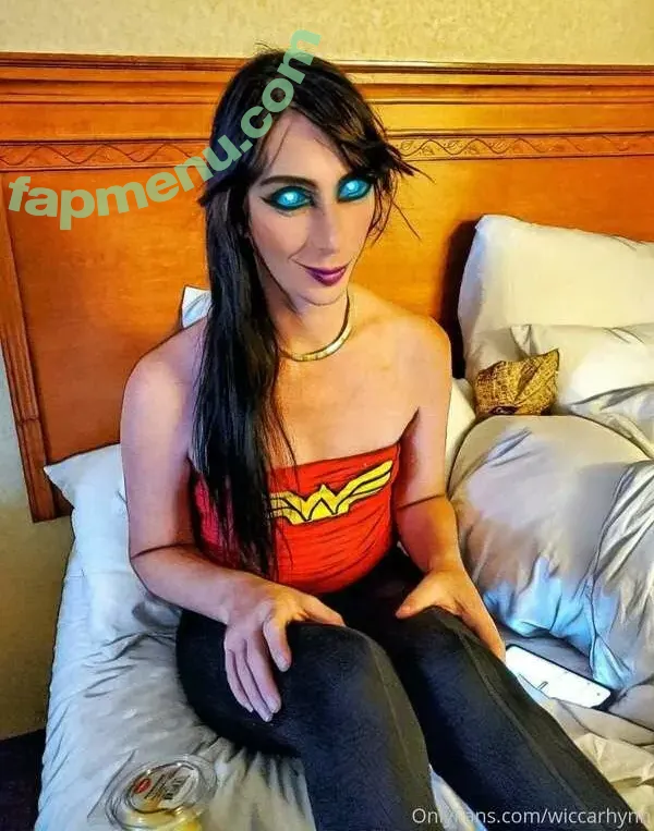 Rhynn Hellrig nude photo #0017 (Rhynnh / wiccanbetch37)