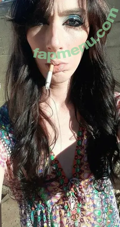Rhynn Hellrig nude photo #0033 (Rhynnh / wiccanbetch37)