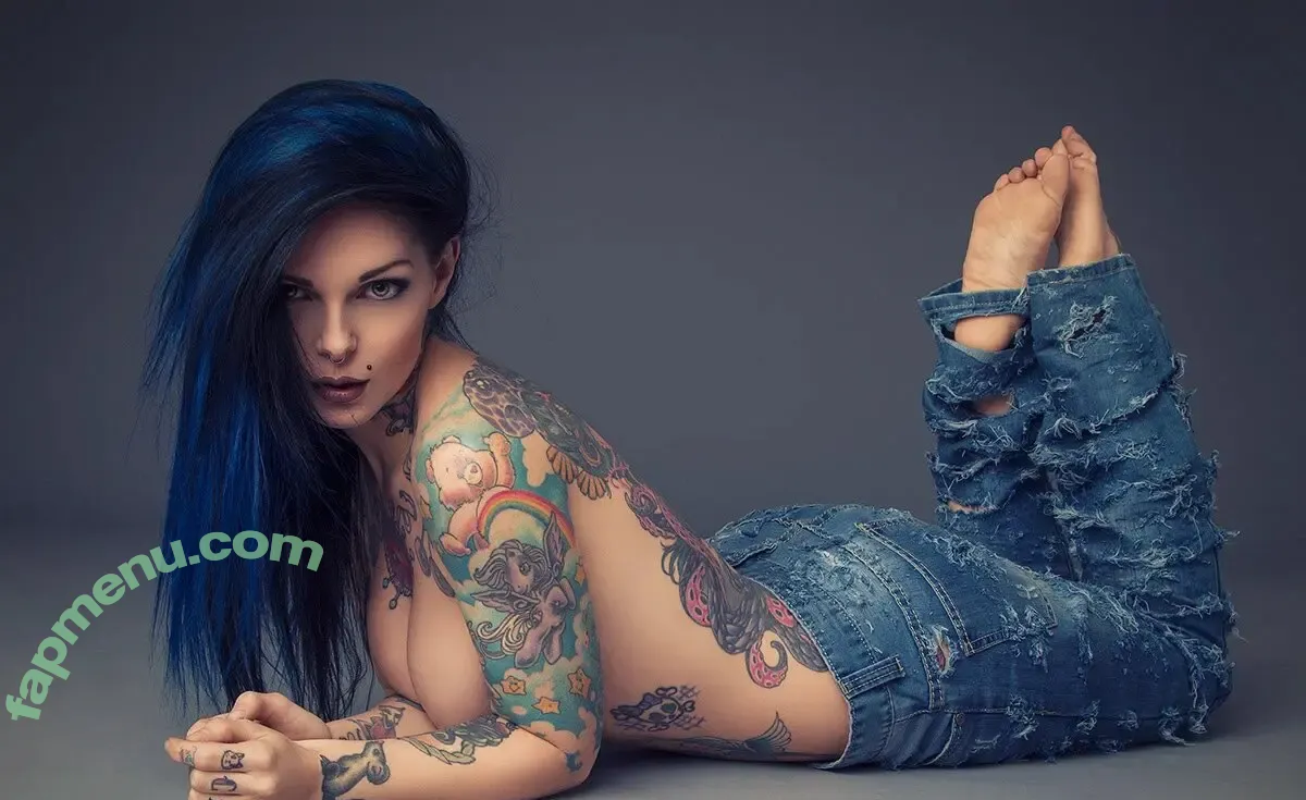 riaesuicide nude photo #0002 (riaesuicide)
