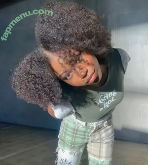 Riele Downs / rieledowns nude photo #0038