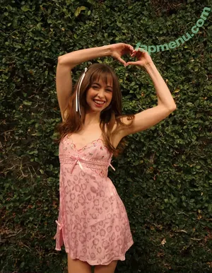 Riley Reid / hellorileyreid / rileyreid nude photo #0013