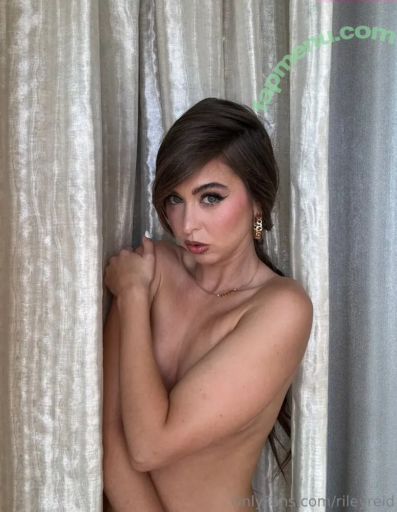 Riley Reid nude photo #0024 (hellorileyreid / rileyreidx3)