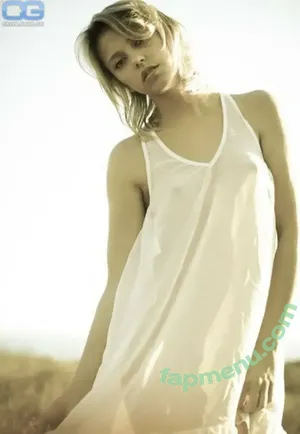 Riley Voelkel / lifeofrileyv nude photo #0009