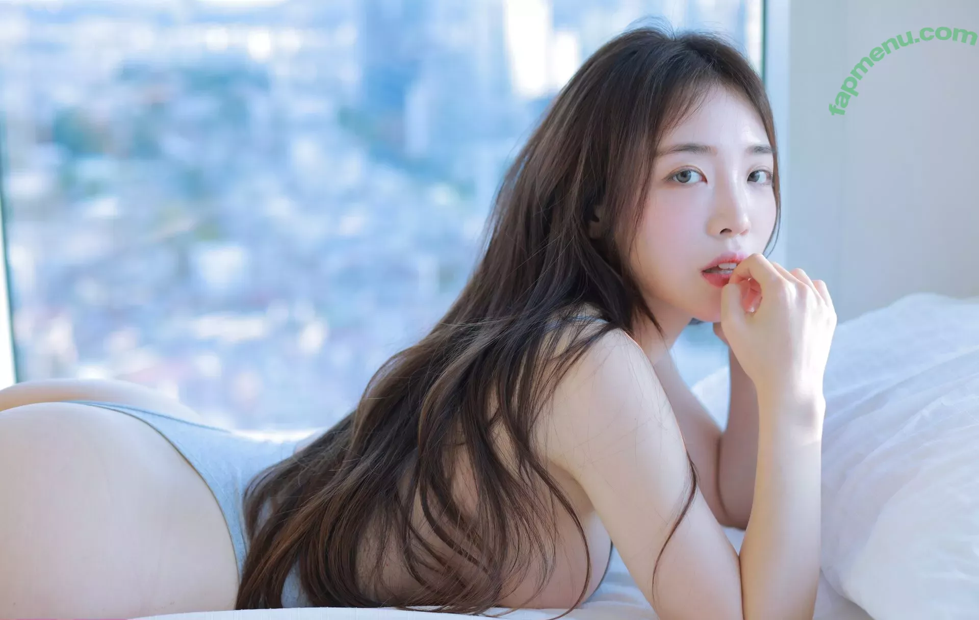 Rina nude photo #0083 (momorina / rinajvlog)