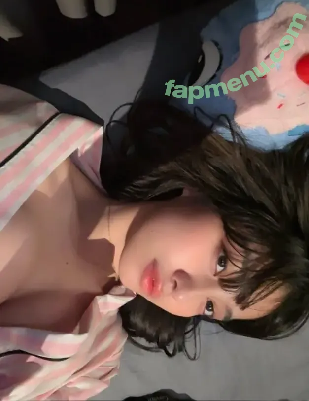 risaatjan nude photo #0084 (notriissaaa)