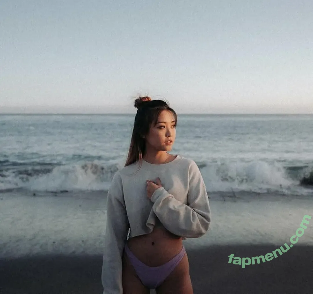 rit.tz nude photo #0019 (rit.tz)