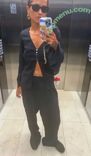 Rita Ora / ritaora / ritaoraeu nude photo #6686