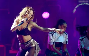 Rita Ora / ritaora / ritaoraeu nude photo #7437