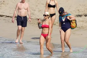 Rita Ora / ritaora / ritaoraeu nude photo #7544