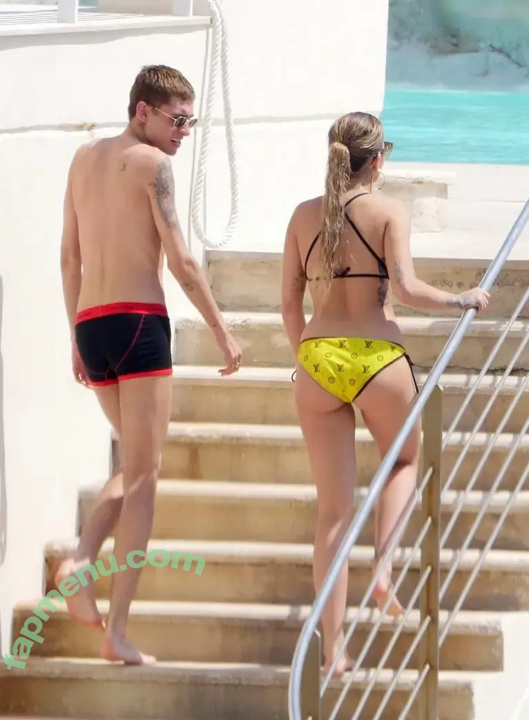 Rita Ora nude photo #7375 (ritaora / ritaoraeu)