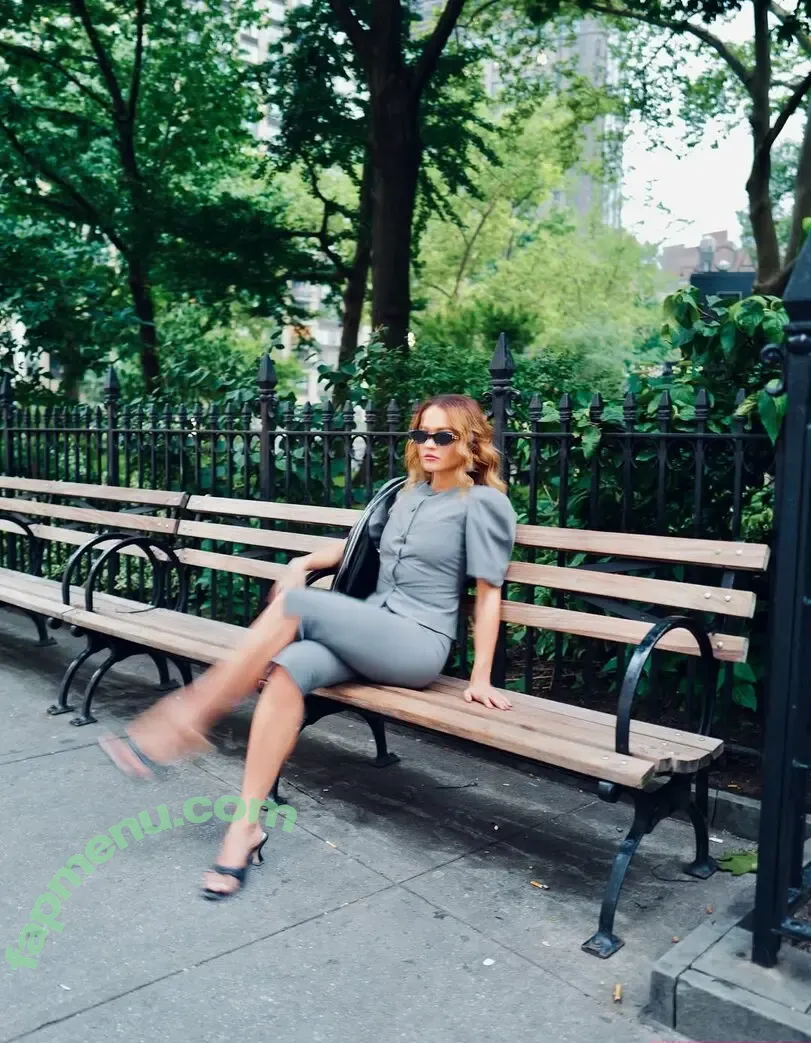Rita Ora nude photo #7592 (ritaora / ritaoraeu)