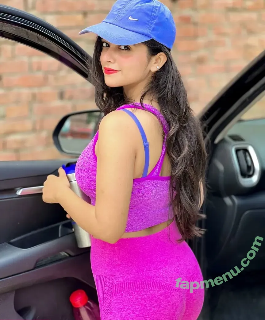 Riya Pandey nude photo #0052 (riyapandey.04)
