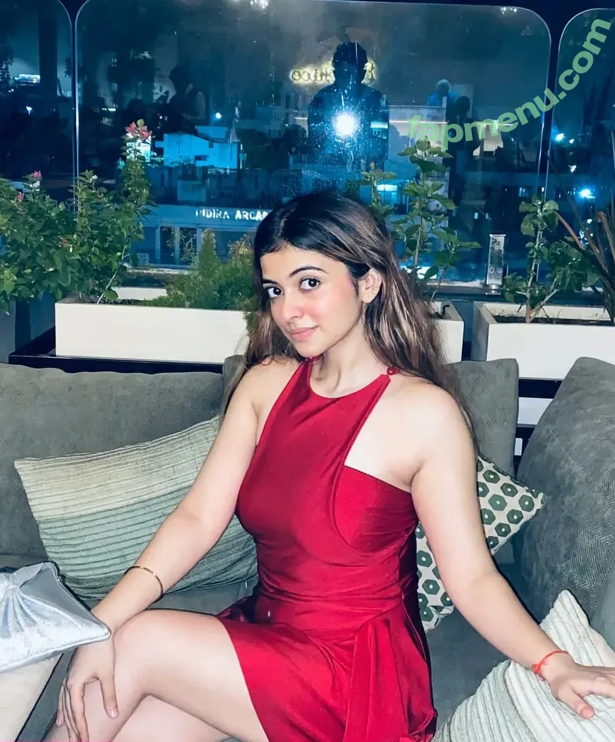 Riya Pandey nude photo #0064 (riyapandey.04)