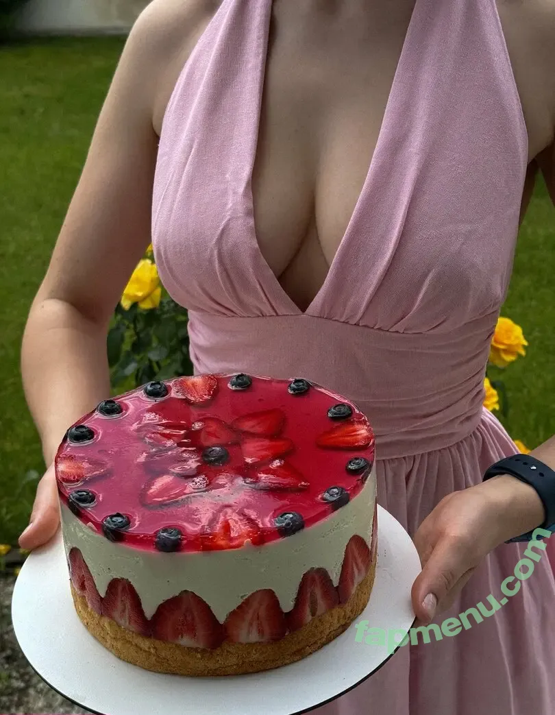 Riznobarvka nude photo #0003 (Riznobarvka)
