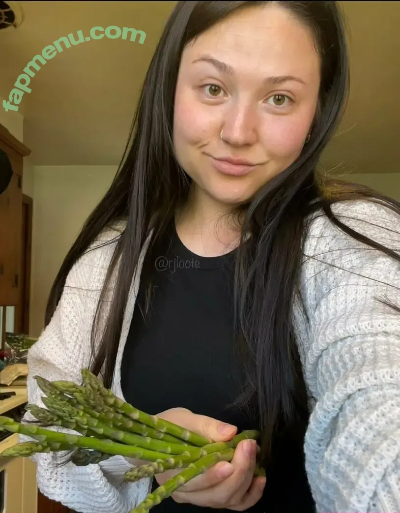 rjloote nude photo #0002 (reallyloot)